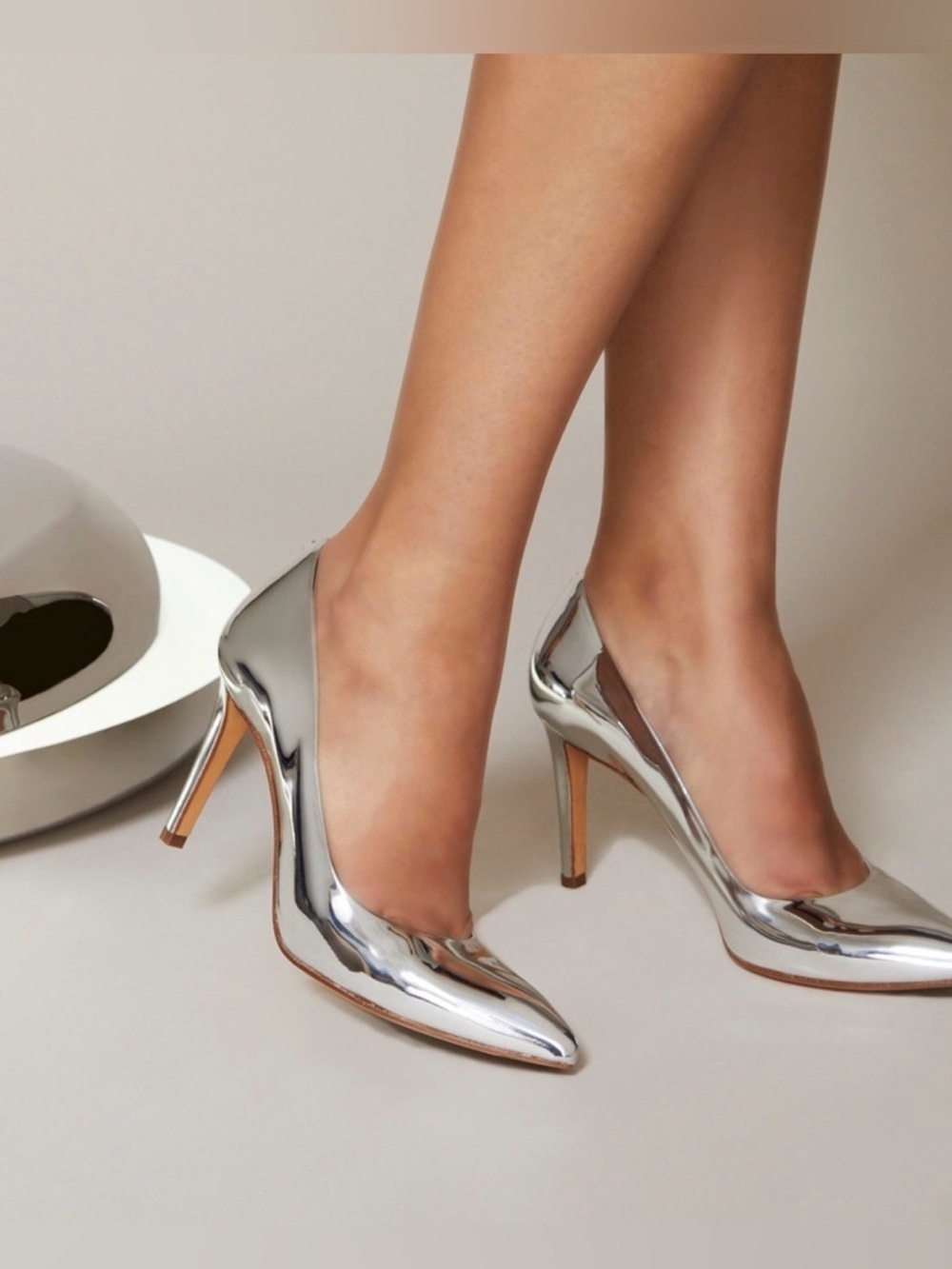 Inez heels in Silver Metallic size 8.5